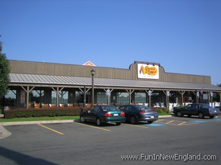 Cracker Barrel Old Country Store www.FunInNewEngland