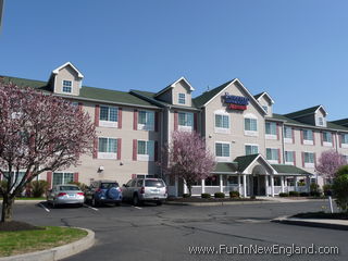 Manchester Fairfield Inn & Suites