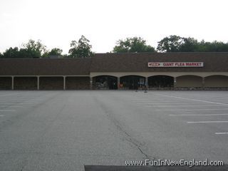 Agawam JRs Giant Flea Market