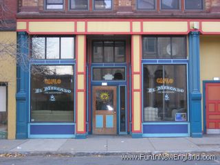 Holyoke Cafe El Mercado