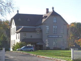 Lee Chambery Inn