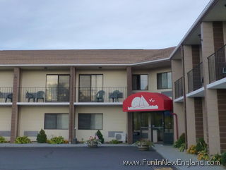 Middletown Ambassador Inn & Suites