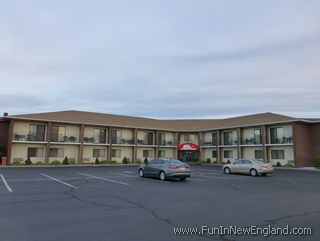 Middletown Ambassador Inn & Suites