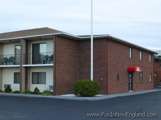 Middletown Ambassador Inn & Suites