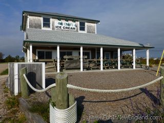 Narragansett Aunt Carrie's Ice Cream